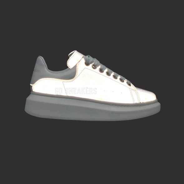Женские кроссовки Alexander McQueen Luxe Reflective Grey