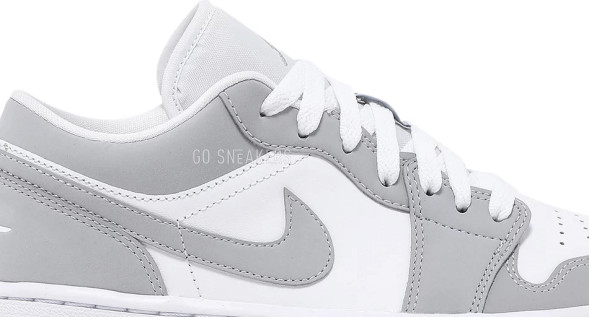 Женские кроссовки Nike Wmns Air Jordan 1 Low &amp;#039;White Wolf Grey&amp;#039;
