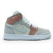 Унисекс зимние кроссовки Nike Air Jordan 1 Winter Grey Beige